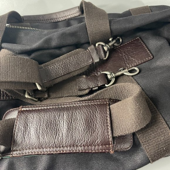 Penguin by Munsingwear Canvas/Leather Classic Weekender Overnight Duffel Bag - Picture 13 of 15